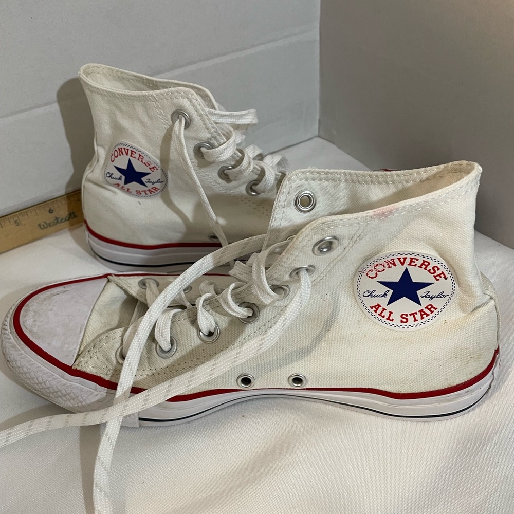 Converse Chuck Taylor All Star white High Top Sneakers, Men's 6 Women's 8